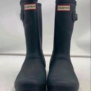 Hunter Women's Navy Winter Rain Boots